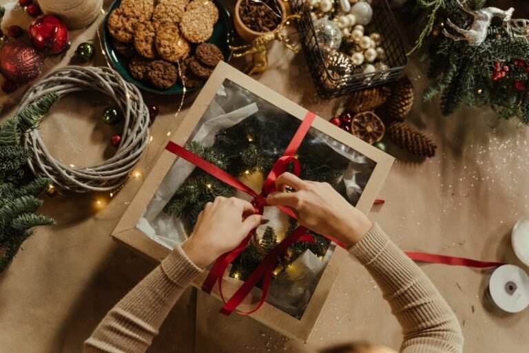 Read more about the article 7 Ways To Make This Christmas Season Meaningful