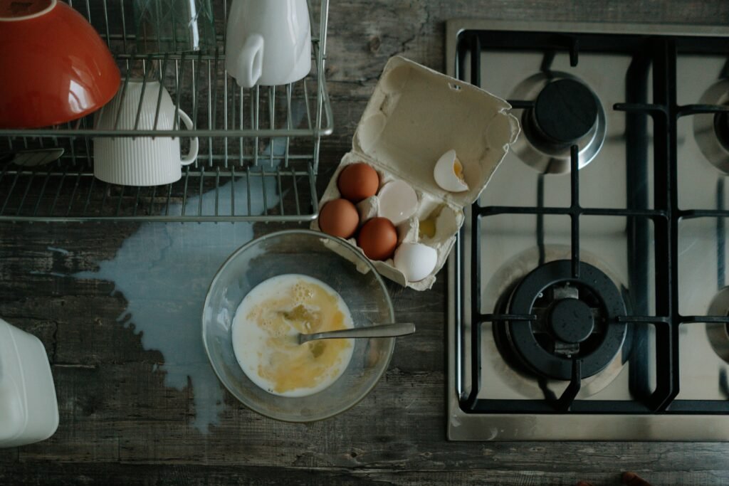 12 Useful Cooking Safety Tips Natural goodness kitchen accident